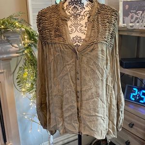 NWOT Sundance chiffon crinkle lace top